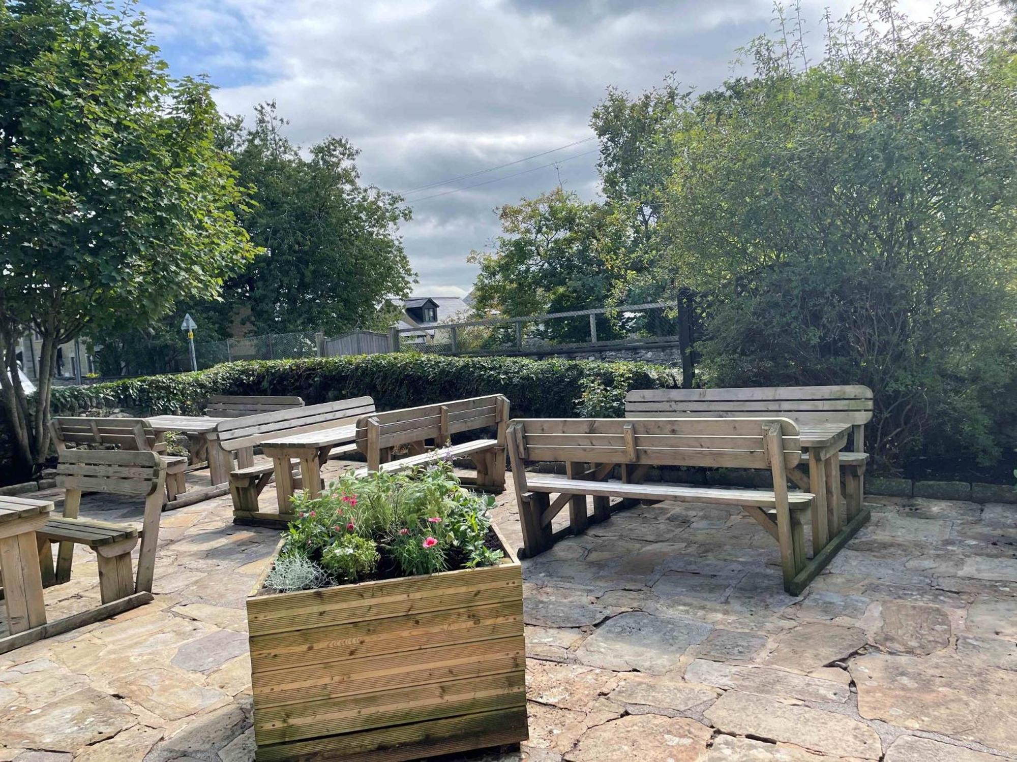 New Inn Hotel Клафам Екстериор снимка